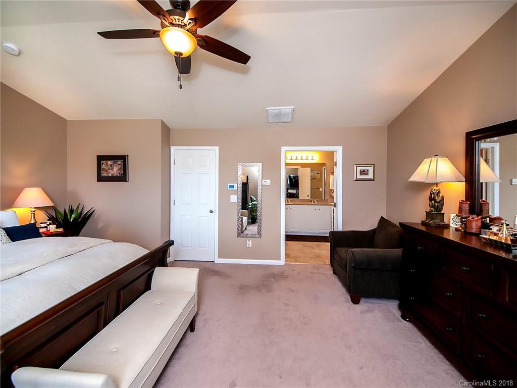 6419 Hermsley Road Charlotte, NC 28278 - Photo 15 of 29