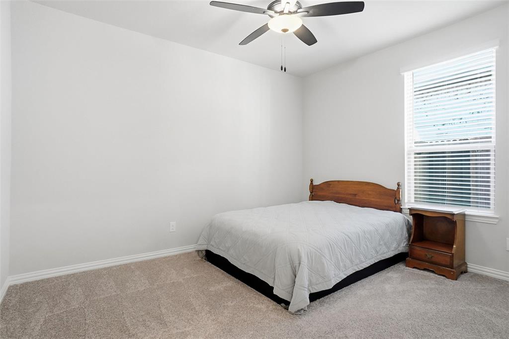 409 Monarch Way Justin, TX 76247 - Photo 17 of 21