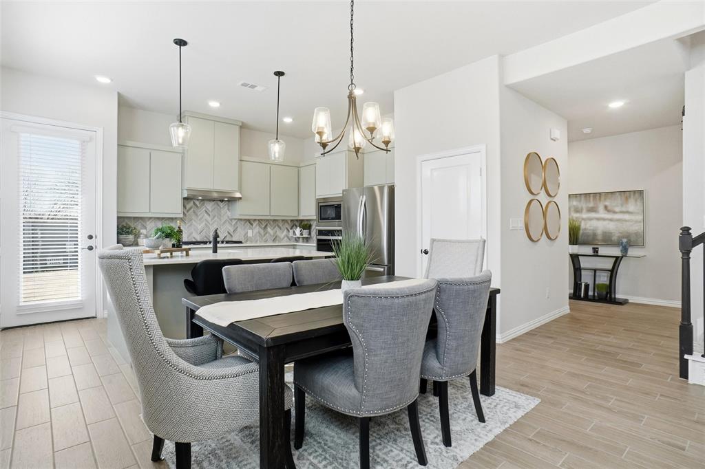 409 Monarch Way Justin, TX 76247 - Photo 5 of 21