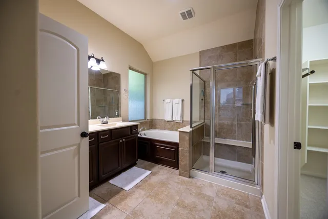 $349,000 | 2214 Parkside Trace Court, Katy, TX 77493