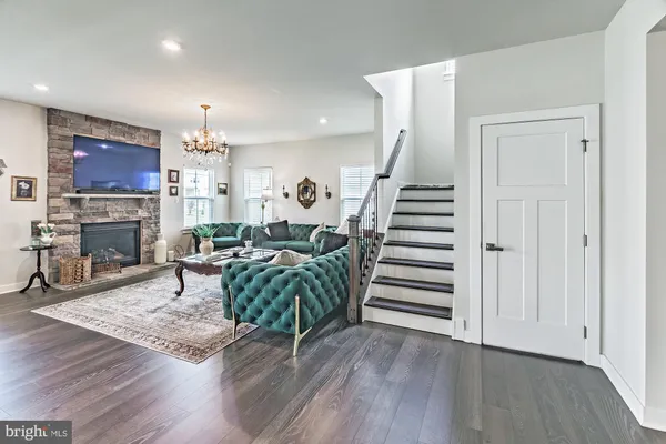 $739,000 | 311 Pine View Drive, Newark, DE 19702