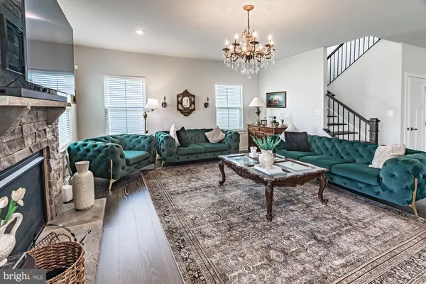 $739,000 | 311 Pine View Drive, Newark, DE 19702