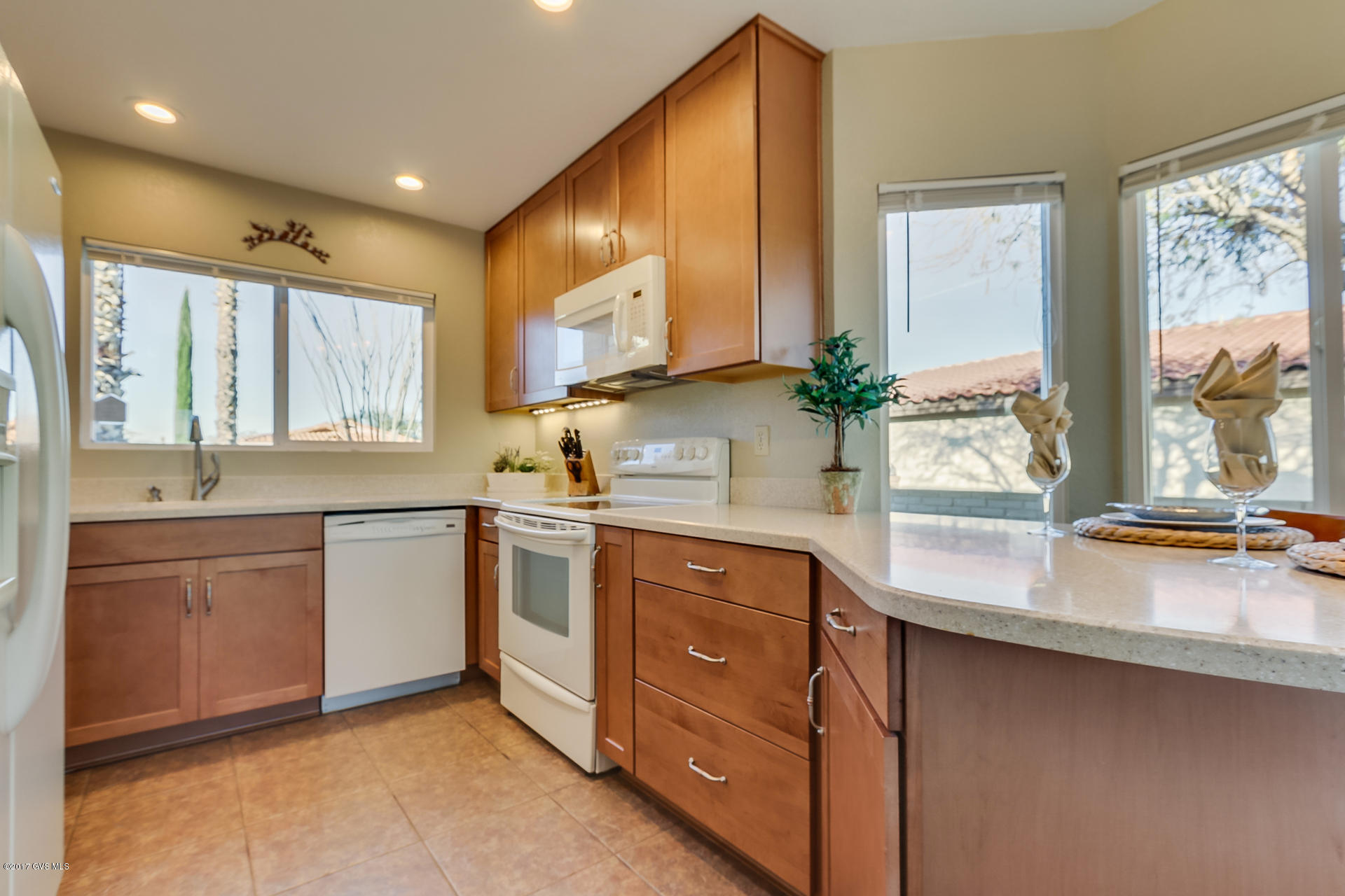 673 West Rio Moctezuma Green Valley, AZ 85614 - Photo 12 of 23 Gallery Image 12