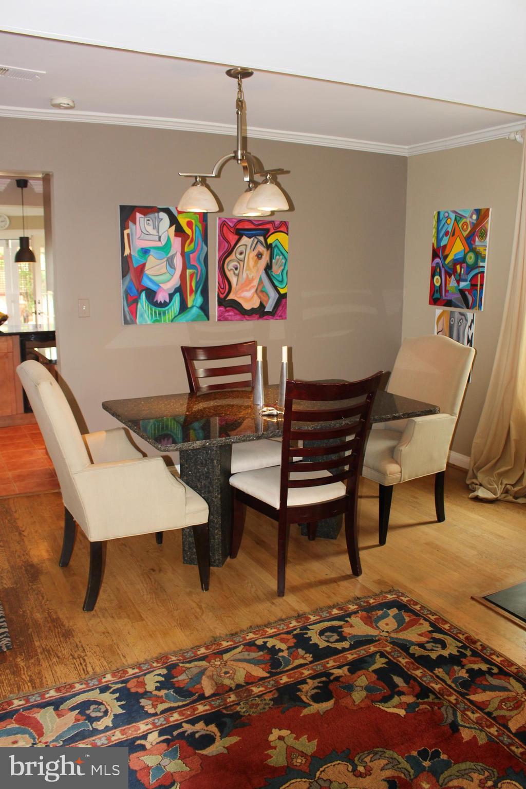 703 Justin Way Silver Spring, MD 20901 - Photo 12 of 30 Main floor