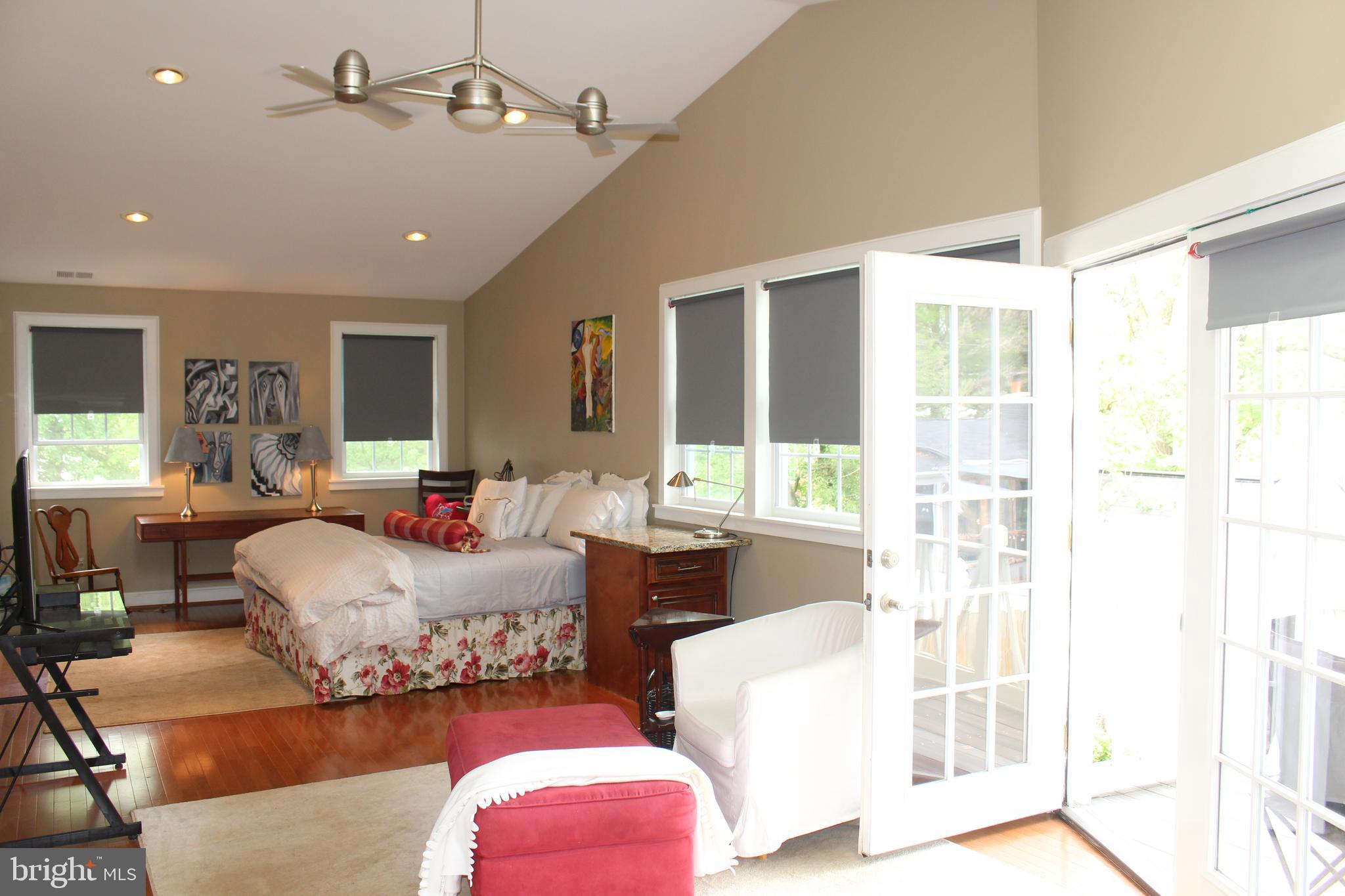 703 Justin Way Silver Spring, MD 20901 - Photo 13 of 30 Master bedroom