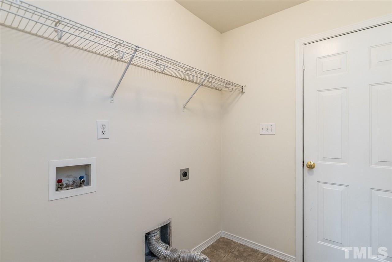 5508 Seaspray Lane Raleigh, NC 27610 - Photo 17 of 25 Gallery Image 17