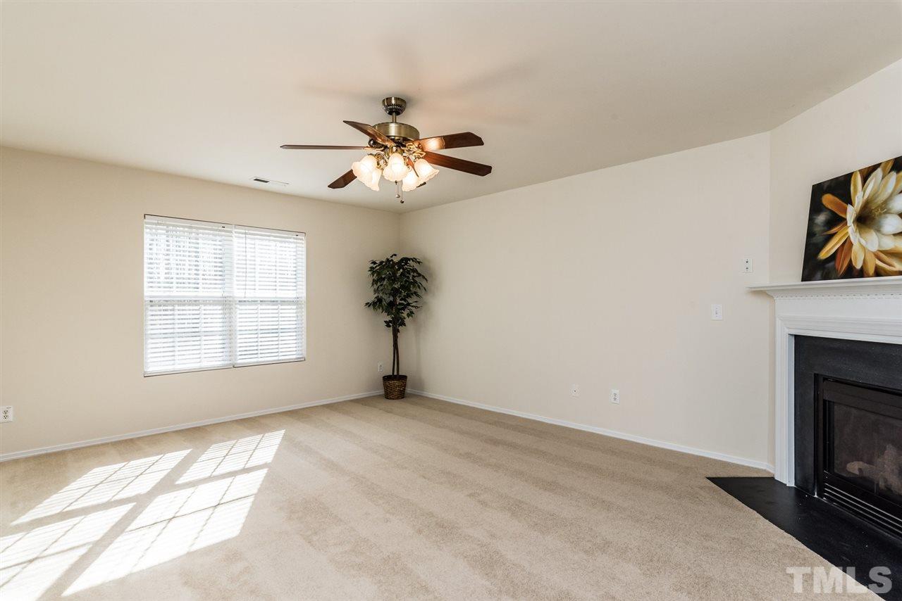 5508 Seaspray Lane Raleigh, NC 27610 - Photo 5 of 25 Gallery Image 5