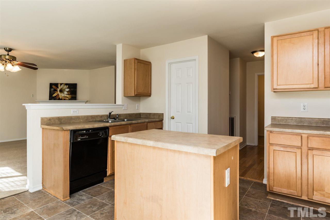 5508 Seaspray Lane Raleigh, NC 27610 - Photo 10 of 25 Gallery Image 10