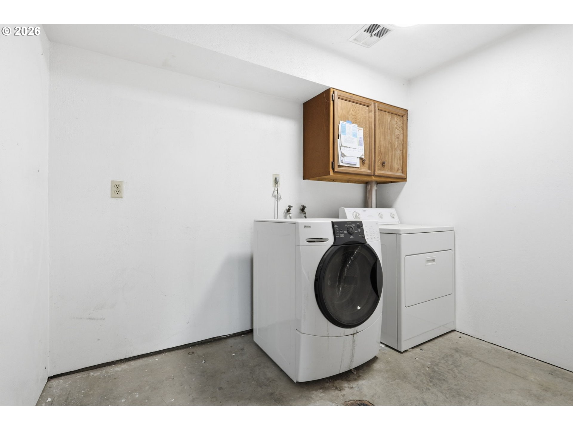 52890 Northwest 7th Street Scappoose, OR 97056 - Photo 28 of 48 a utility room with dryer and washer