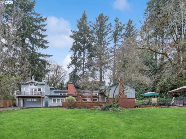 $750,000 | 8401 Southwest Canyon Lane, Portland, OR 97225