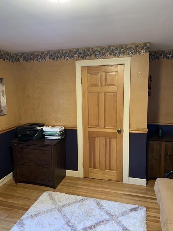 37 Old Post Road Walpole, MA 02032 - Photo 20 of 42