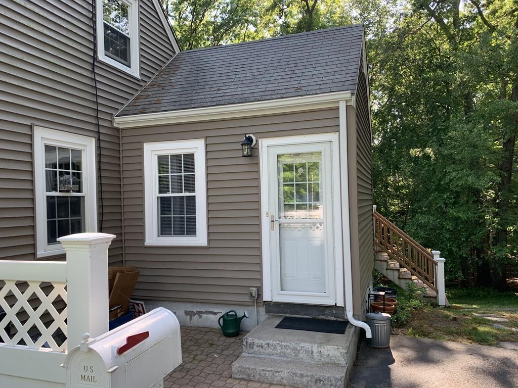 37 Old Post Road Walpole, MA 02032 - Photo 8 of 42