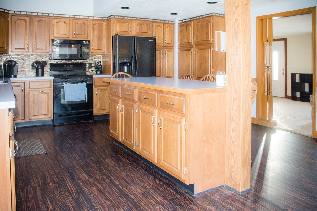 3 Appleton Street Saugus, MA 01906 - Photo 5 of 20 Gallery Image 5