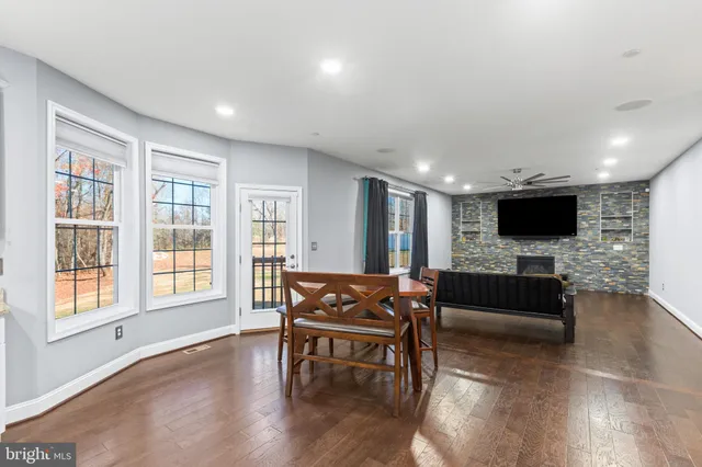 $650,000 | 15935 Brackenburn Court, Hughesville, MD 20637
