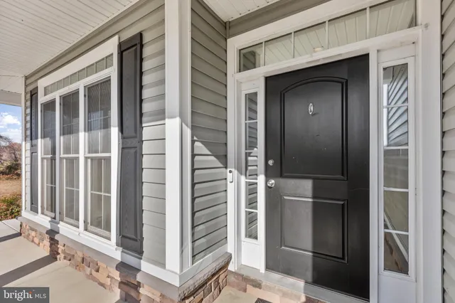 $650,000 | 15935 Brackenburn Court, Hughesville, MD 20637