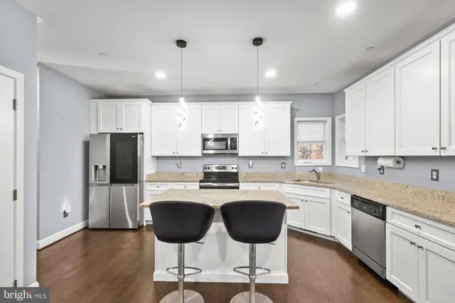 $650,000 | 15935 Brackenburn Court, Hughesville, MD 20637