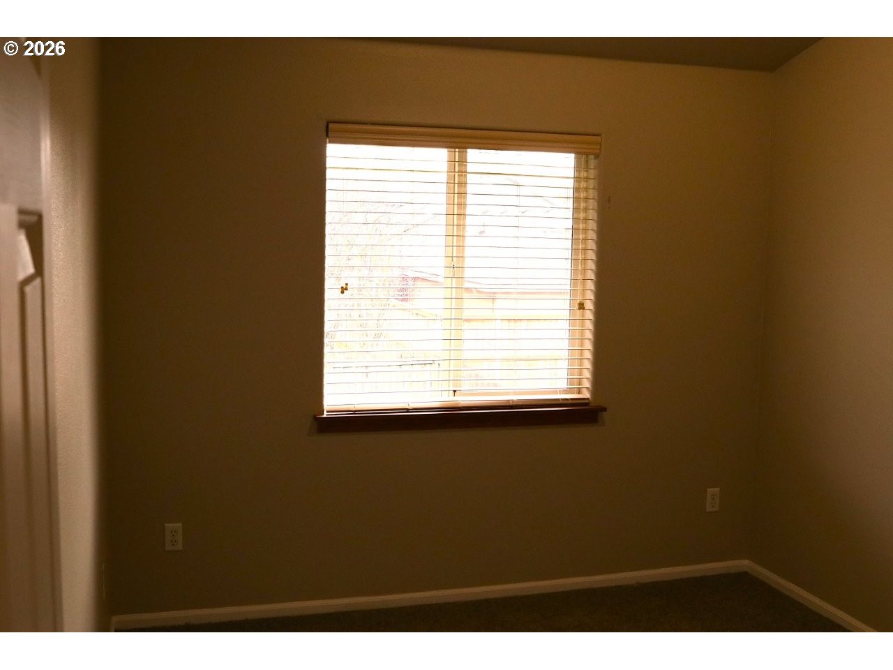 460 Autumn Avenue Eugene, OR 97404 - Photo 16 of 21 a view of an empty room with a window