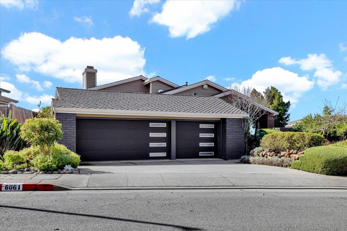 6061 Ridgemont Drive Oakland, CA 94619 - Photo 2 of 90