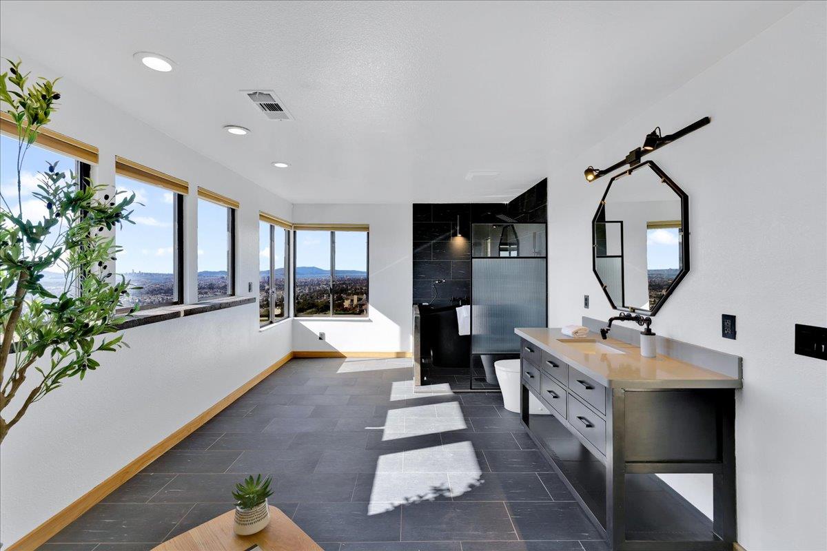 6061 Ridgemont Drive Oakland, CA 94619 - Photo 58 of 90