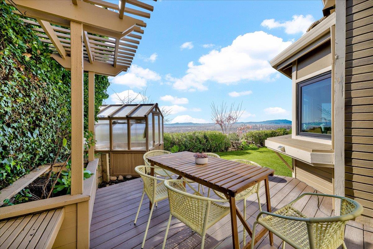 6061 Ridgemont Drive Oakland, CA 94619 - Photo 59 of 90