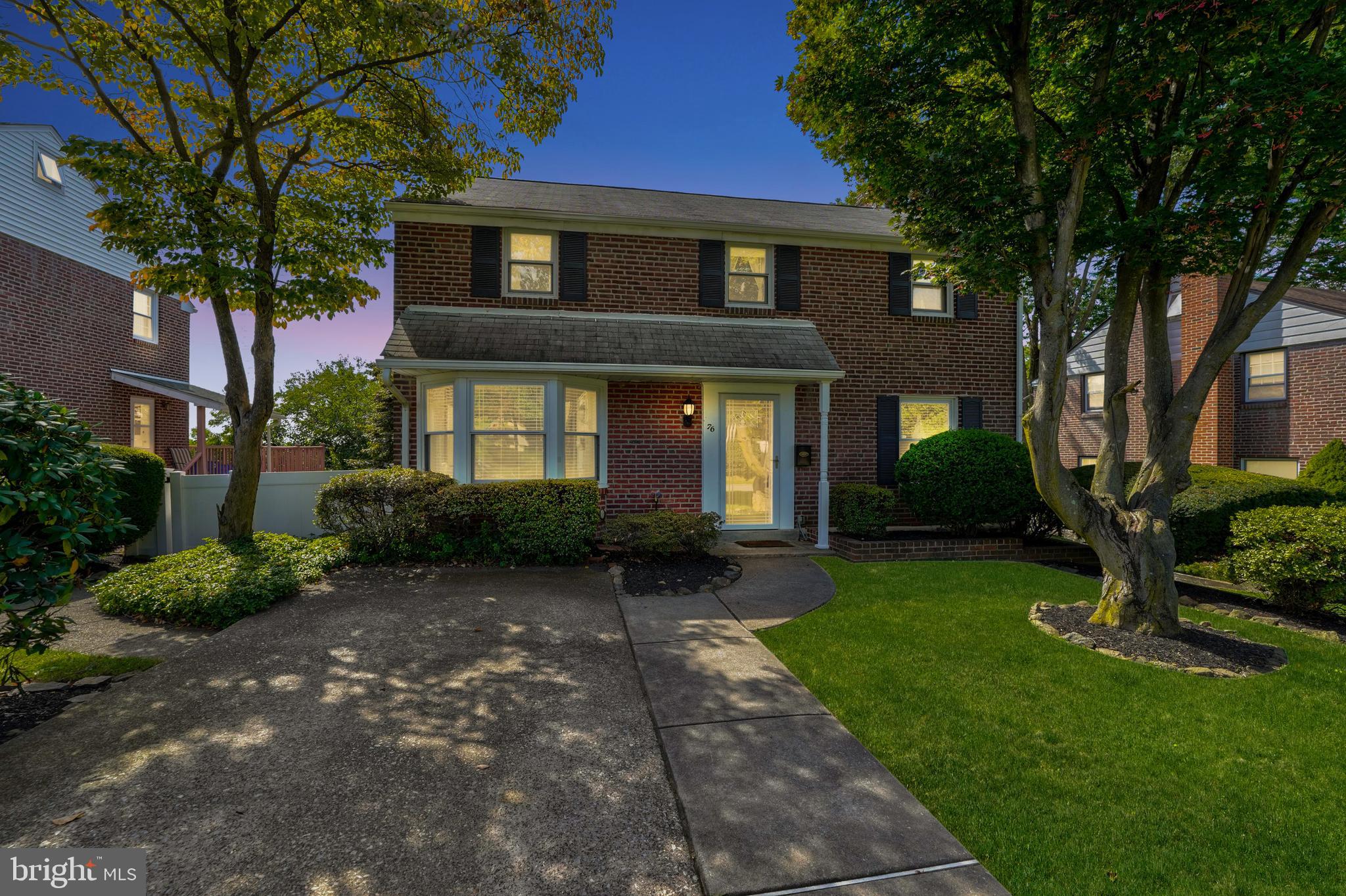 76 Warrior Road Drexel Hill, PA 19026 - Photo 3 of 47