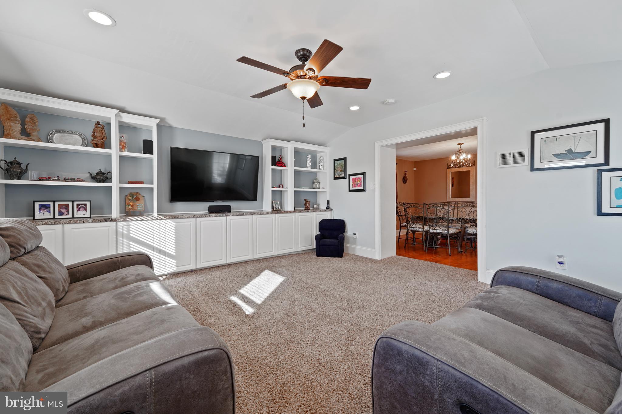 76 Warrior Road Drexel Hill, PA 19026 - Photo 23 of 47