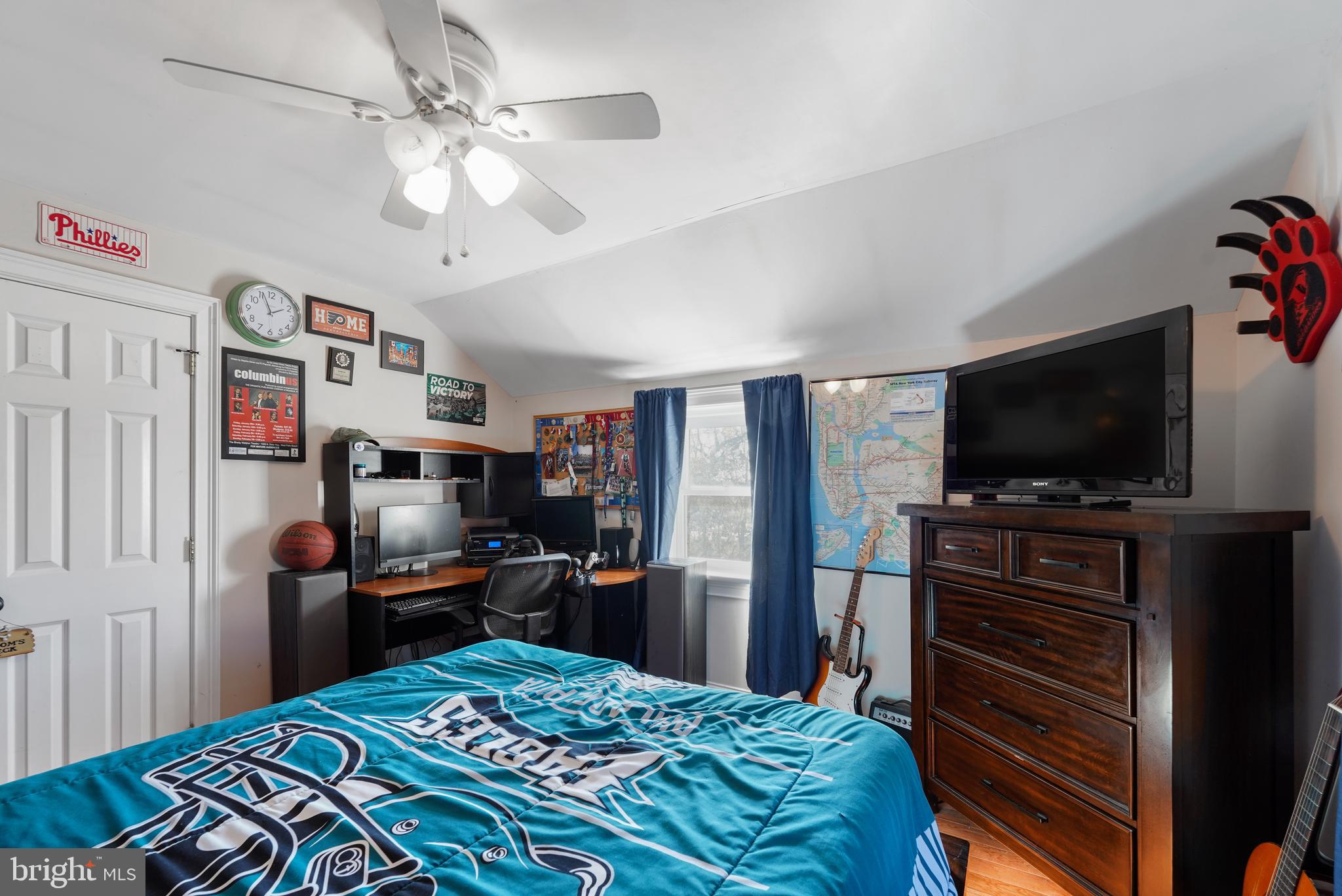 76 Warrior Road Drexel Hill, PA 19026 - Photo 37 of 47