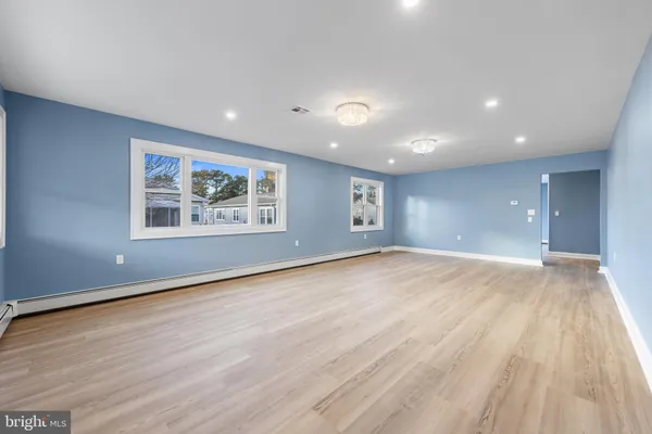 $367,500 | 86 San Carlos Street, Toms River, NJ 08757