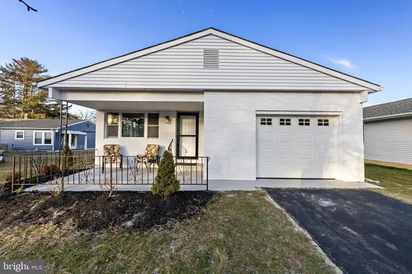 $367,500 | 86 San Carlos Street, Toms River, NJ 08757