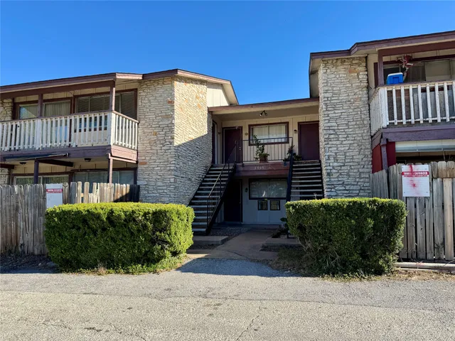 $895 | 8905 Parkfield Drive, Unit 101, Austin, TX 78758