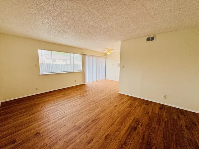 $995 | 8905 Parkfield Drive, Unit 101, Austin, TX 78758