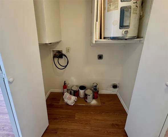 $995 | 8905 Parkfield Drive, Unit 101, Austin, TX 78758