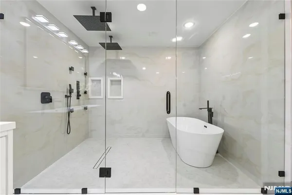 $1,699,000 | 765 7th Avenue, River Edge, NJ 07661