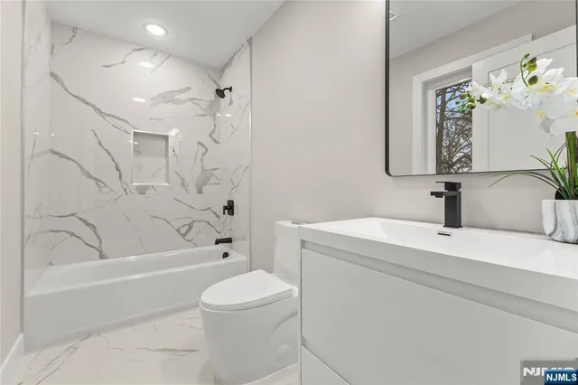 $1,699,000 | 765 7th Avenue, River Edge, NJ 07661