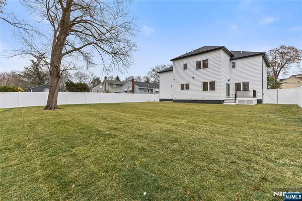 $1,699,000 | 765 7th Avenue, River Edge, NJ 07661
