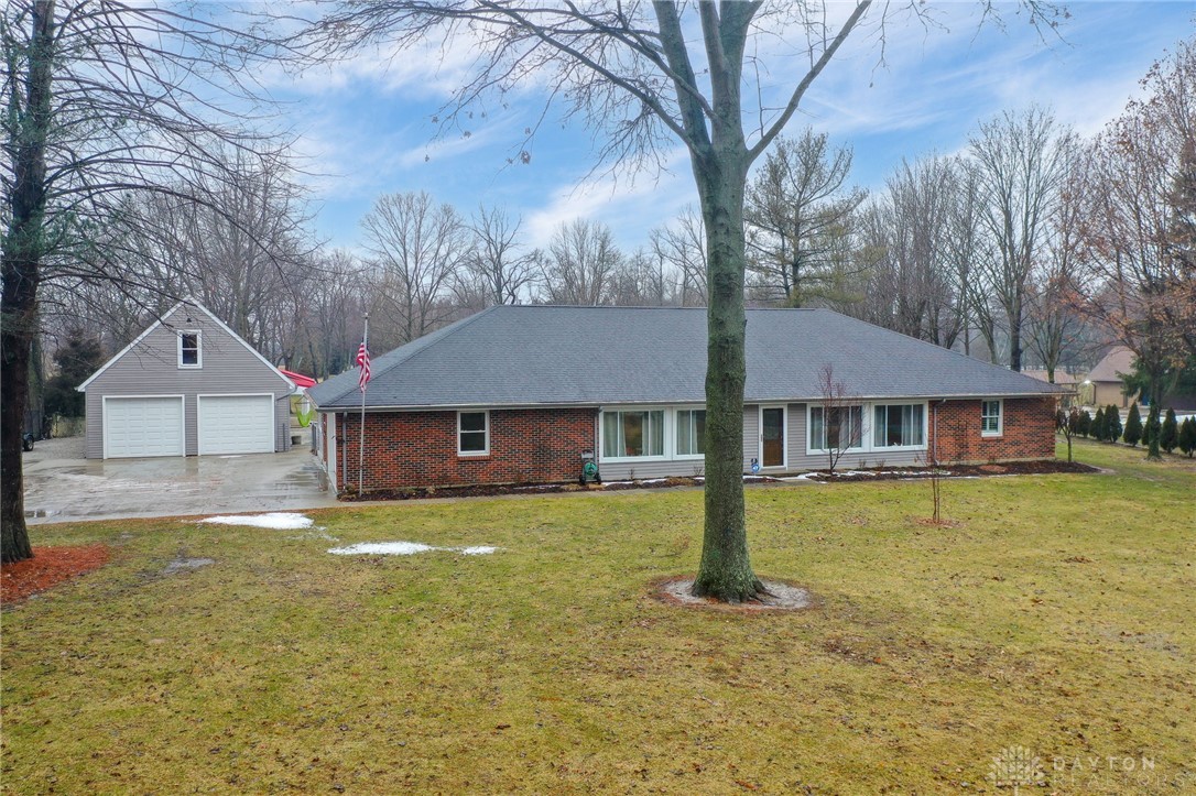 3988 Centerville Road Bellbrook, OH 45305 - Photo 2 of 82