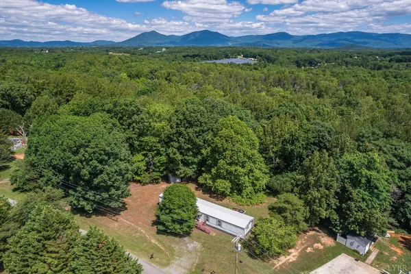 $159,900 | 1742 Shiloh Church Road, Bedford, VA 24523