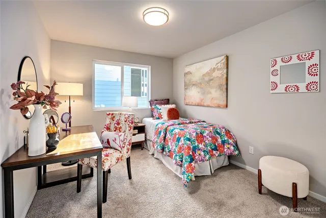 $580,950 | 204 Northeast Shadowhawk Lane, Bremerton, WA 98311