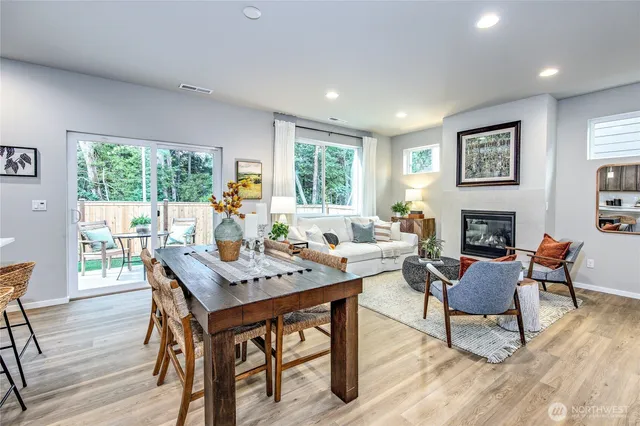 $580,950 | 204 Northeast Shadowhawk Lane, Bremerton, WA 98311