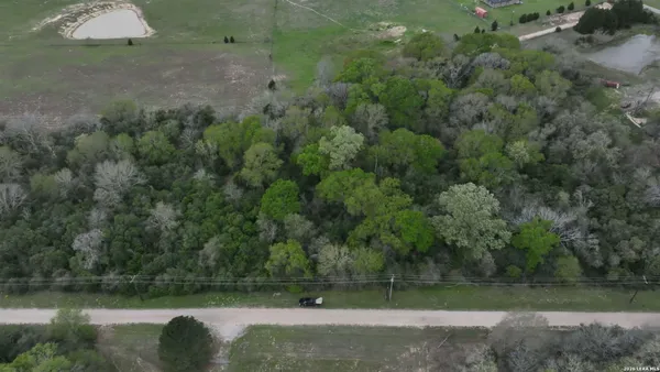 $129,000 | 25 St, Hempstead, TX 77445
