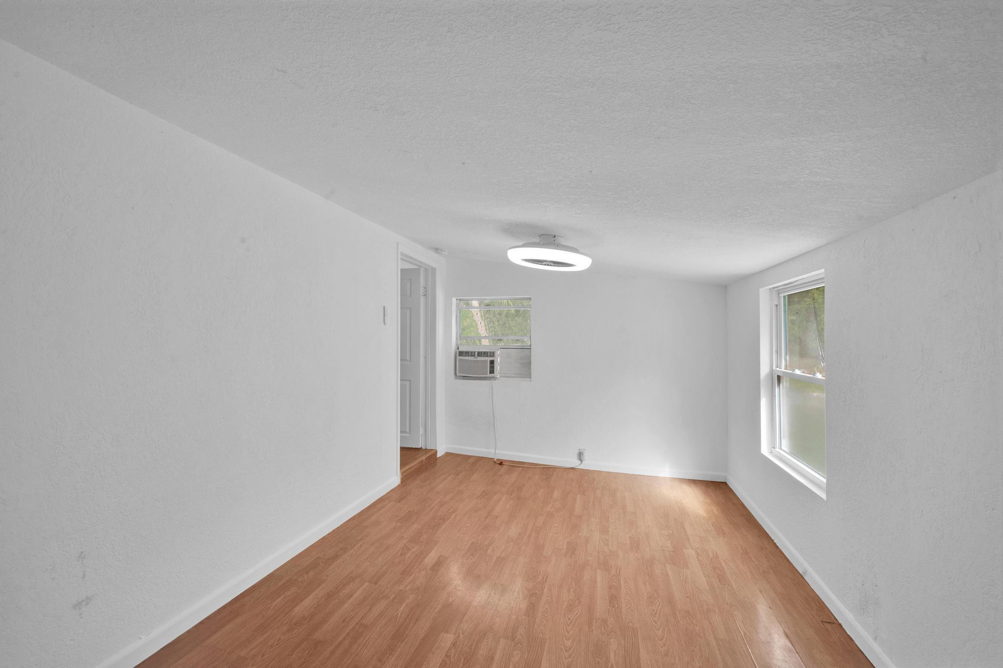 4851 Kirby Loop Road, Unit A Fort Pierce, FL 34981 - Photo 15 of 24 20240302031145739636000000-o