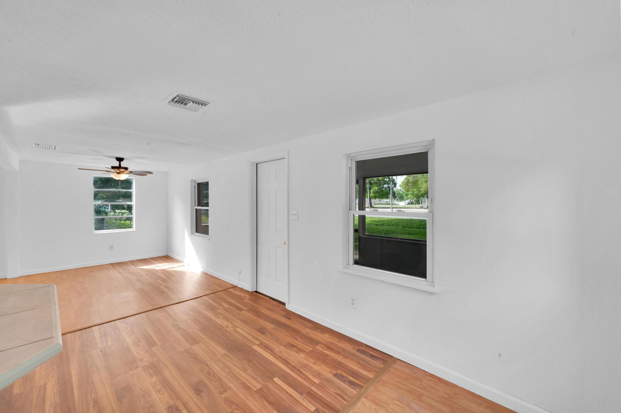 4851 Kirby Loop Road, Unit A Fort Pierce, FL 34981 - Photo 7 of 24 20240302031132819478000000-o