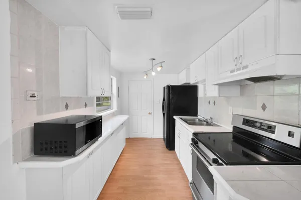 $1,900 | 4851 Kirby Loop Road, Unit A, Fort Pierce, FL 34981