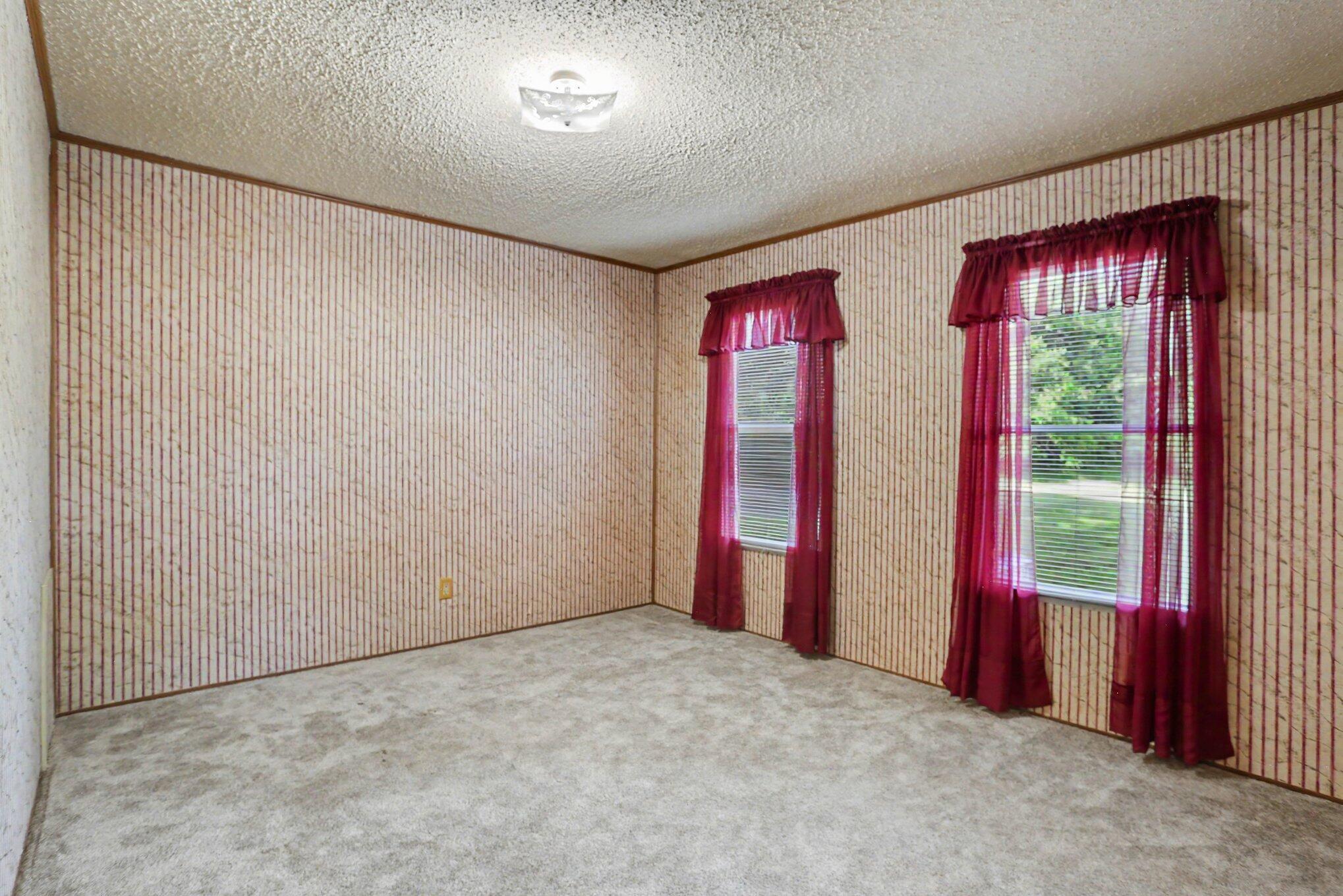 17563 Buckingham Road Logan, OH 43138 - Photo 14 of 32 014_file_4500