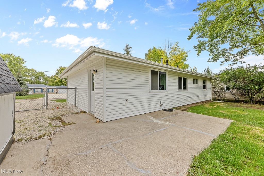 410 Longview Road Medina, OH 44256 - Photo 35 of 50 Back of house featuring a patio area