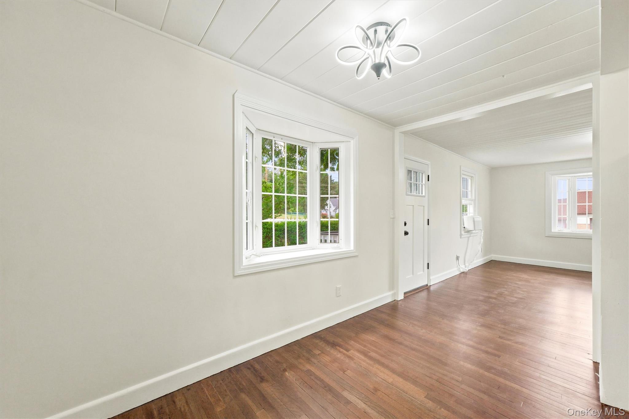 3 Pond Road Walden, NY 12586 - Photo 5 of 38
