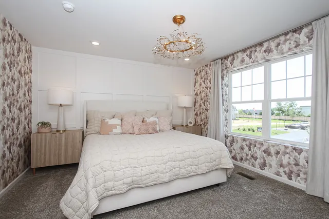 $431,640 | 403 Comstock Road, South Elgin, IL 60177