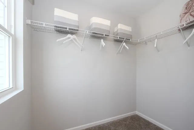 $431,640 | 403 Comstock Road, South Elgin, IL 60177