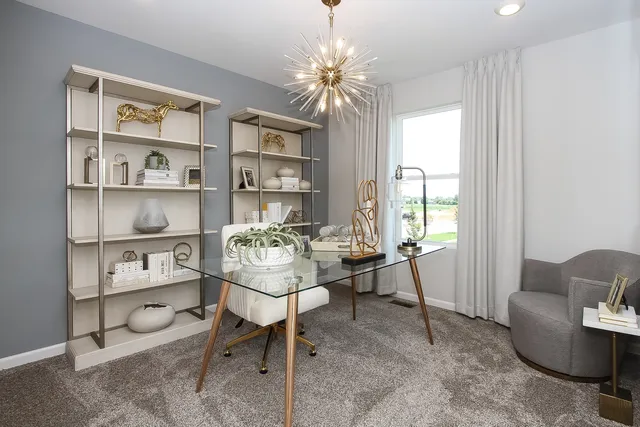 $431,640 | 403 Comstock Road, South Elgin, IL 60177