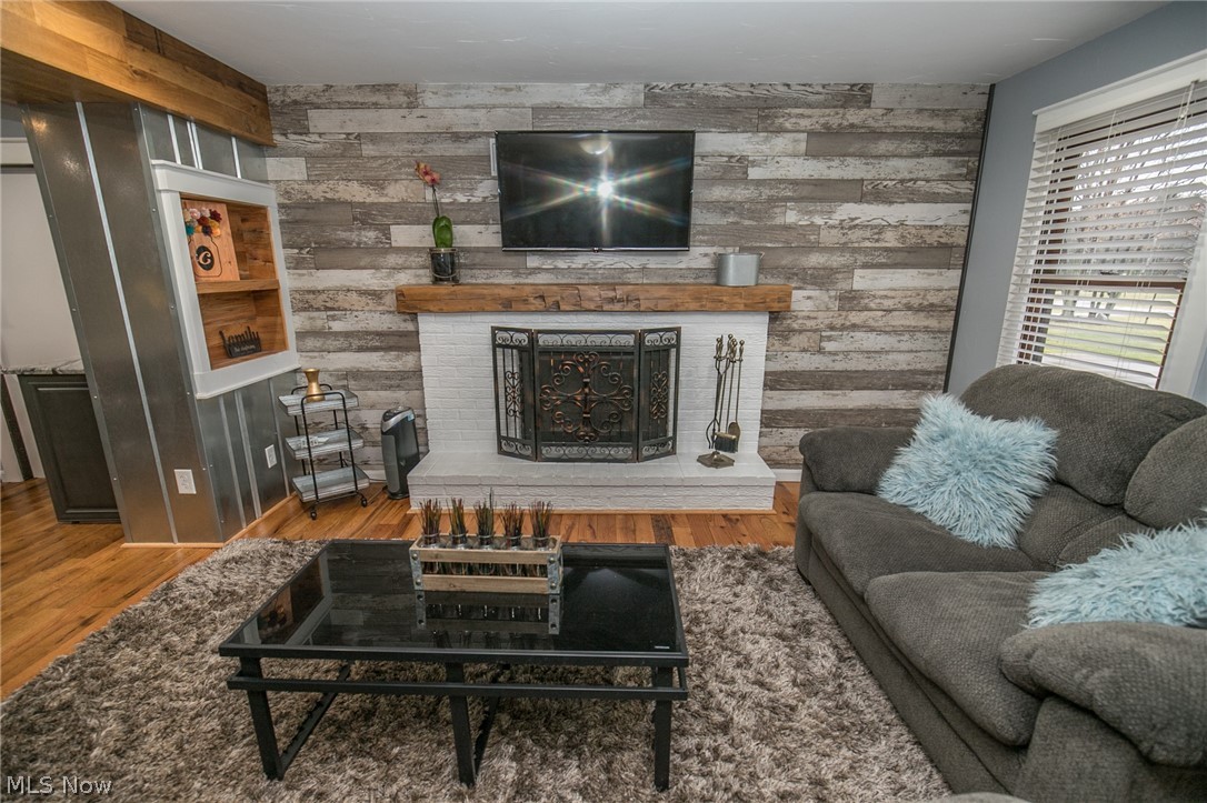 19558 Prospect Road Strongsville, OH 44149 - Photo 7 of 35 Gallery Image 7